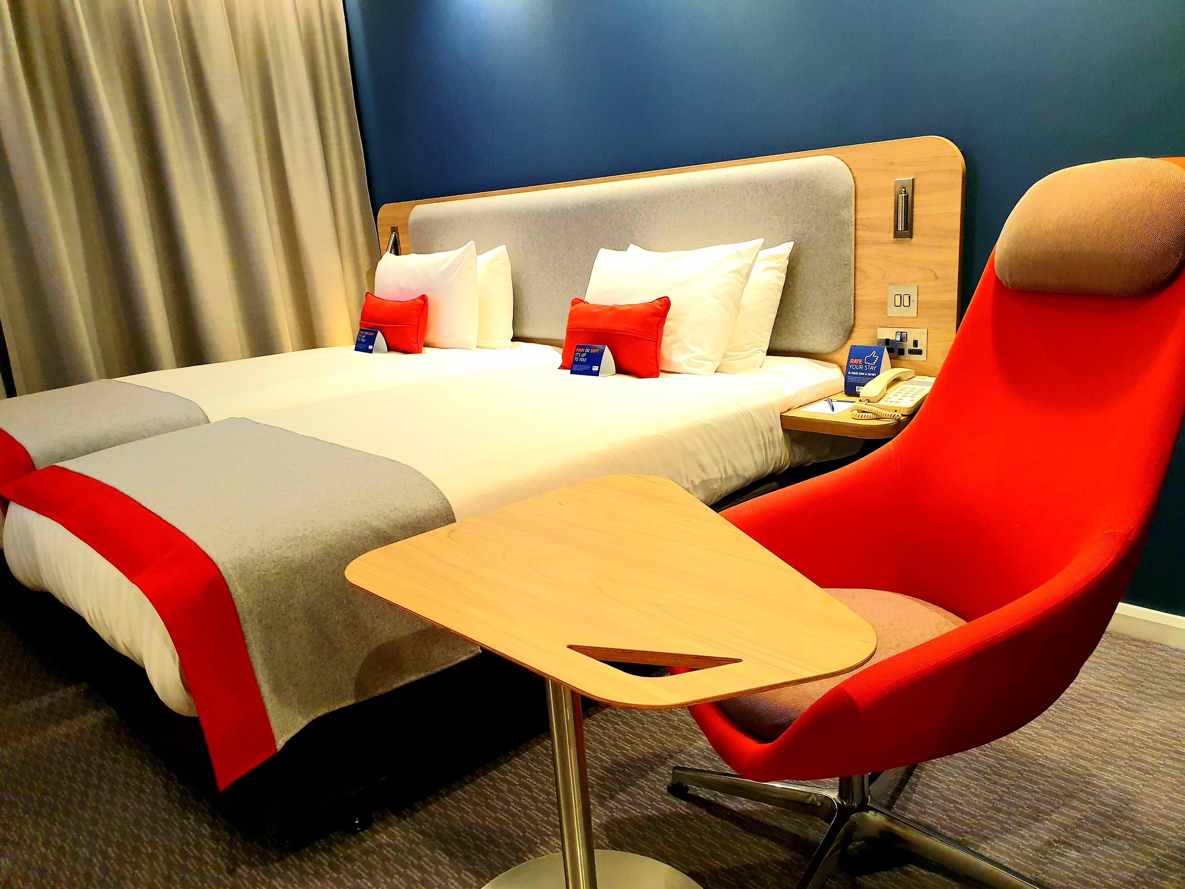 Holiday Inn Express London Stratford, An Ihg Hotel מראה חיצוני תמונה